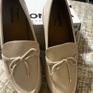Sonoma Women's Tan Loafers with Bow Detail.  Business casual or just casual.